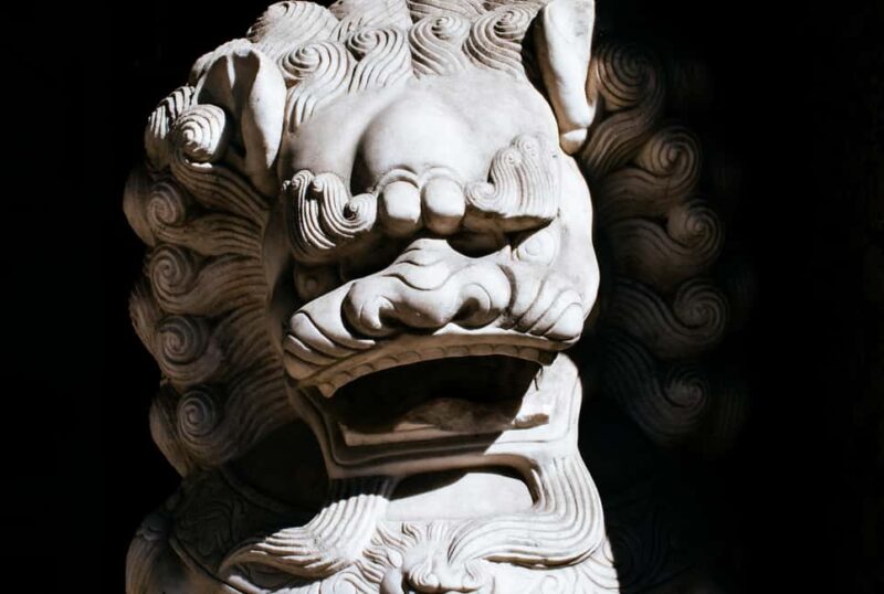 Montreal: Red-Light District and Chinatown Tour - Discover the Charm of Montreals Chinatown, Red-Light District, and Quartier des Spectacles