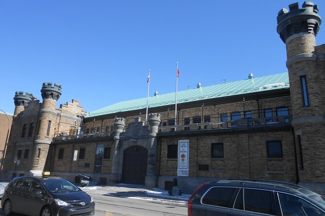 Montreal self-guided walking tour and scavenger hunt - Key Points