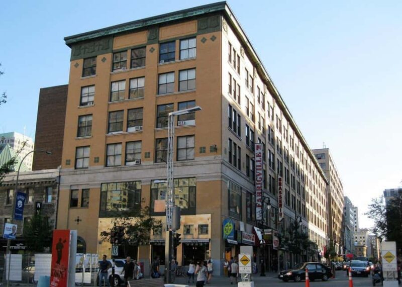 Montreal: The Belgo Galleries Guided Tour - Curated Gallery Visits Focused on Current Exhibitions