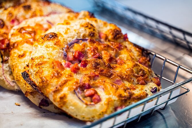 Montreal Walking Food Tour With Secret Food Tours - Explore Montreal’s Neighborhoods with a Skilled Guide