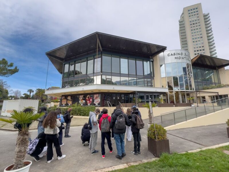 Montreux: In the footsteps of Freddie Mercury - The Impact of the Guide and Multimedia Content