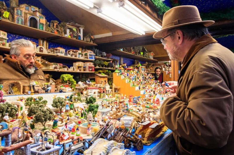 Montreux Noël Walk - Private Christmas Tour + Glühwein Mug - Catching the "Flying Santa" and Other Festive Surprises