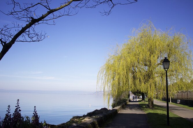Montreux - Private Walking Tour - The Gardens of Fairmont Le Montreux Palace and Jazz Events