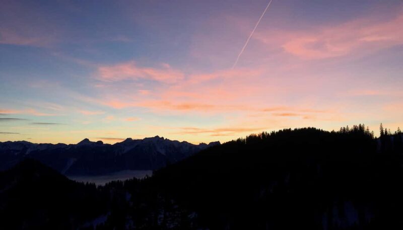 Montreux: Snowshoe Trek with Fondue and Wine - Key Points