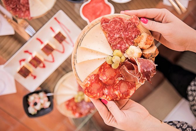 Montserrat & Cogwheel Train, Gourmet Wine Tasting & Tapas/Lunch - Transportation and Group Size: Comfortable and Intimate