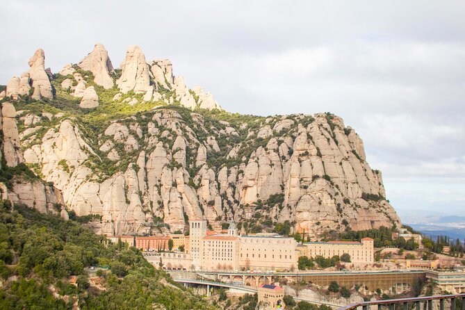 Montserrat Full Day Tour with Farmhouse Lunch and Winery Visit - Practical Details and Accessibility
