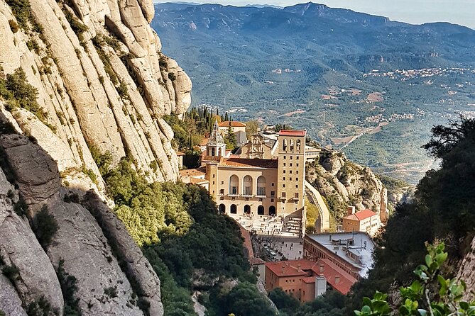 Montserrat Hiking Experience and Monastery with a Mountain Leader - Food and Local Market Sampling