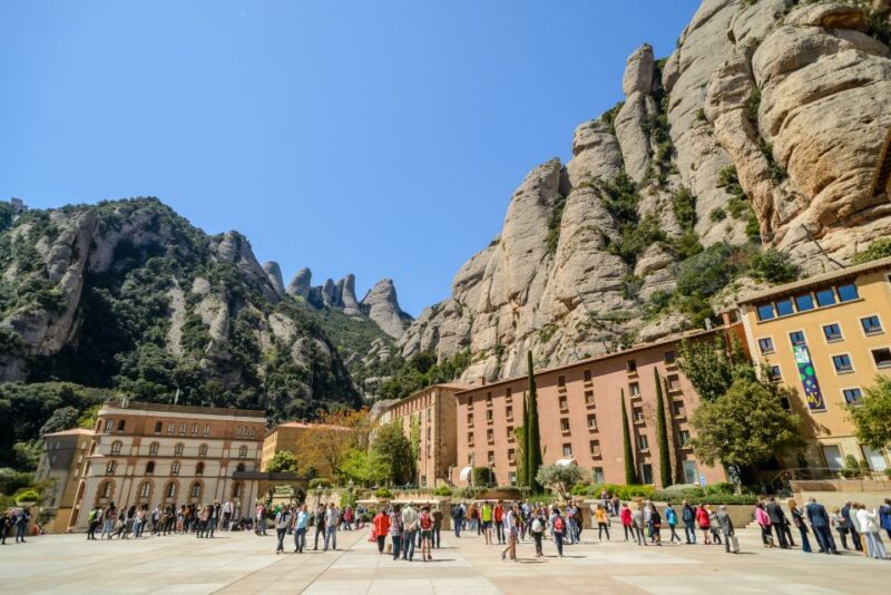 Montserrat Museum and Monastery Entry Ticket - Discovering the Montserrat Museum and Art Collections