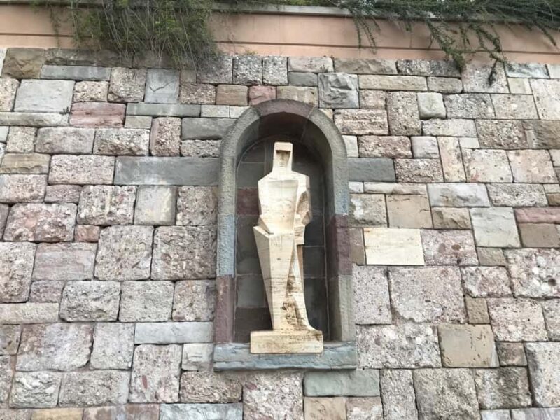 Montserrat: PRIVATE TOUR - Monastery, Cable Car & Soft Hike - Key Points