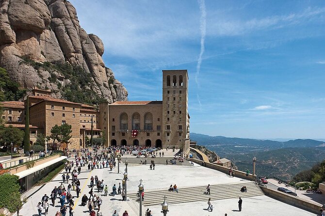 Montserrat Private Tour with Hotel pick-up from Barcelona - Convenient Hotel Pickup in Barcelona