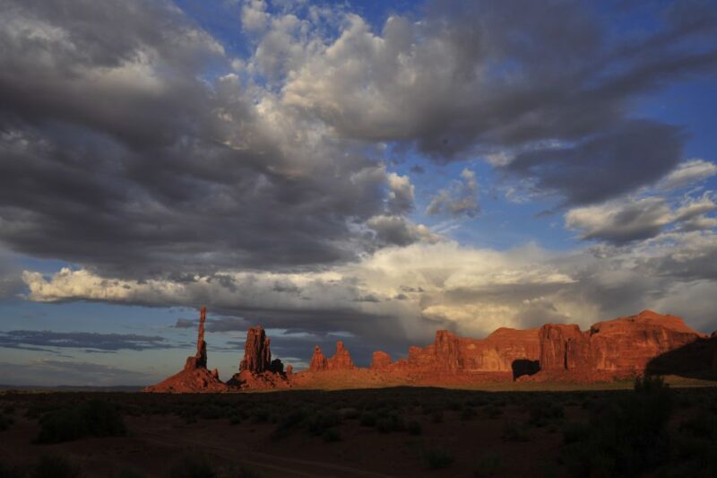 Monument Valley: Scenic 2.5-Hour Guided Tour - Comparisons to Similar Tours