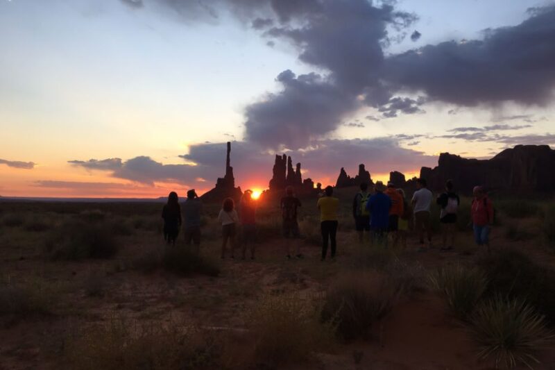 Monument Valley: Sunset Tour with Navajo Guide - Value and Booking Flexibility