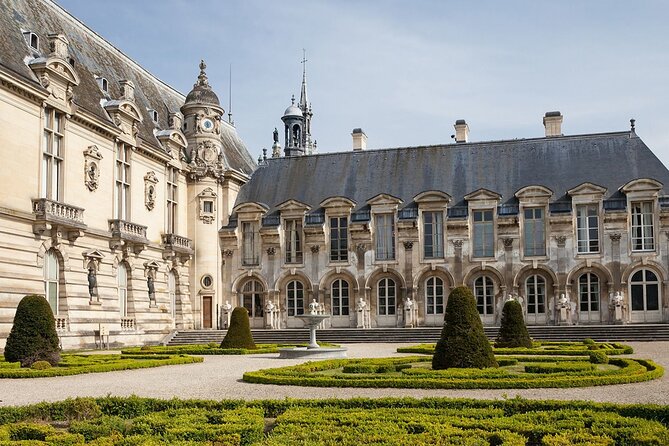 Monumental Experience in Chantilly in France - Considerations and Limitations