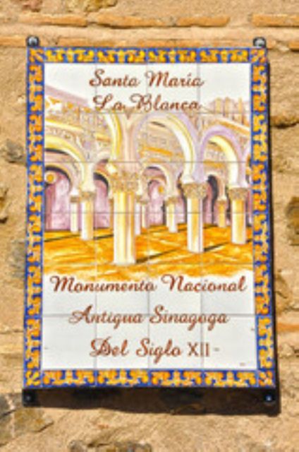 Monumental Route - Interior 7 Monuments - Visiting the Synagogue of Santa María la Blanca
