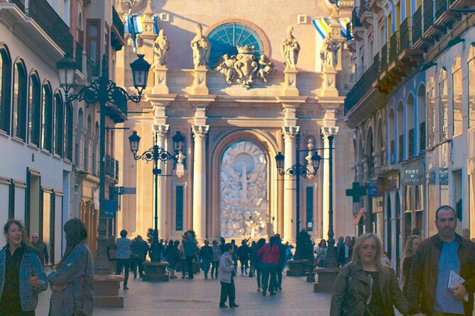 Monumental Walking Tour in Old Town of Zaragoza - Practical Details and Group Experience