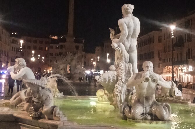 Moonlight Walking Tour in the Heart of the Imperial & Baroque Rome - Experiencing the Roman Forum at Night