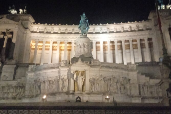 Moonlight Walking Tour in the Heart of the Imperial & Baroque Rome - Logistics and Meeting Point