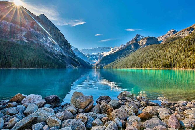 Moraine Lake and Lake Louise Private Premium Day Tour - Exploring Banff National Park in Comfort and Style