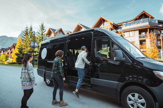 Moraine Lake and Lake Louise Private Tour(5hr) from Banff/Canmore - Included Amenities and Practical Details