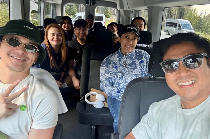 Moraine Lake and Lake Louise Tour - What’s Included and What to Bring