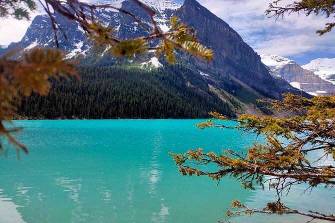 Moraine Lake, Lake Louise, Johnston Canyon, Banff from Calgary - Exploring Banff Town