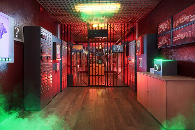 Moriarty's Phantom Trap Escape Game in Prague - Booking and Logistics