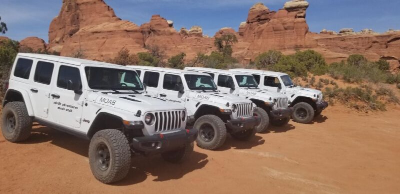 Morning Arches National Park 4x4 Tour - Discover the Unique Landscape of Arches National Park with a Guided 4x4 Tour