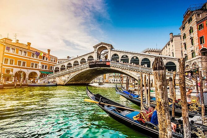 Morning City Walking and Gondola Ride Tour in Venice - Discovering Santa Maria Formosa and Its Architectural Charm