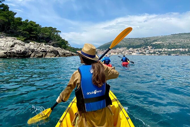 Morning Kayaking with Sun Bed and Parasol at St. Jacobs Beach - Scenic Highlights and Optional Stops