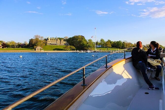 Morning Mimosa Cruise with Gansett Cruises in Newport, RI - Meet the Engaging and Knowledgeable Guides