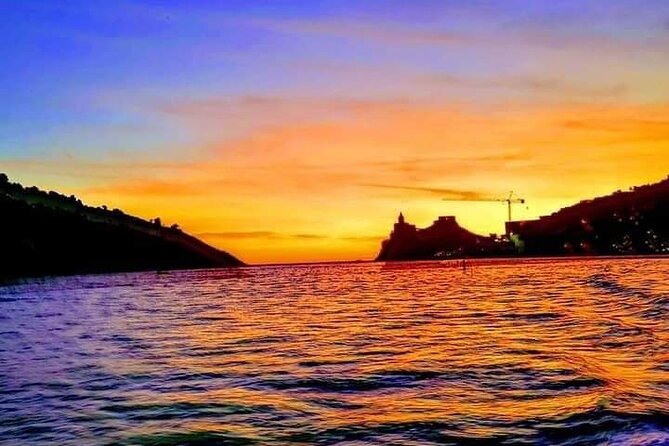 Morning or evening tour with aperitif, lunch or dinner and bathroom breaks - Flexibility and Cancellation Policies