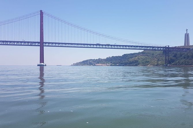 Morning Sailing Tour in Tagus River from Lisbon - The Crew: Friendly and Informative