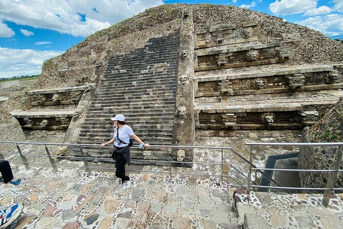 Morning Tour of the Teotihuacan Pyramids - Cultural Insights at the Obsidian House