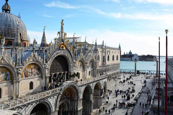 Morning Venice Walking Tour plus St Mark's Basilica Guided Visit - Tour Features: Professional Guides and Clear Audio