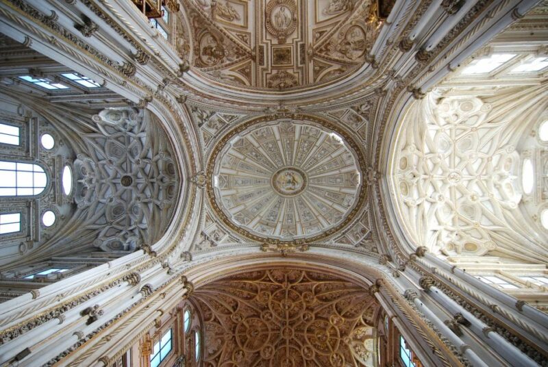 Mosque-Cathedral of Córdoba Guided Tour with Tickets - Discover the Mosque-Cathedral of Córdoba in a 1-Hour Guided Tour