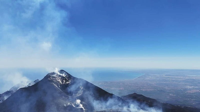 Mount Etna: Central Crater (3340mt.) with cable car and jeep - Mount Etna: Central Crater (3340mt.) with cable car and jeep