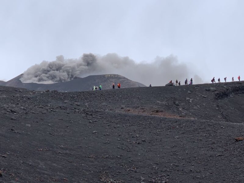 Mount Etna: Crater Tour to Highest South Access - Guide Expertise and Tour Atmosphere