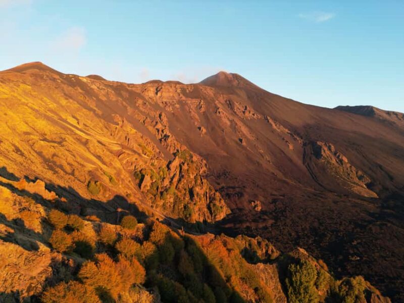Mount Etna Summit Hike 3000  Effusive Fracture Route - Descending on Volcanic Sand and Accessing the Summit