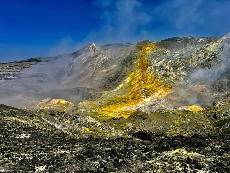 Mount Etna: Summit Trekking Tour - The Role of the Guide: Luca Cosma’s Expertise