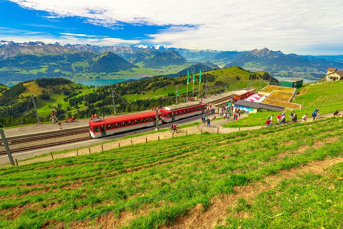 Mount Rigi: A Scenic Day Trip to the Queen of the Mountains - Rigi Staffel: Traditional Swiss Lunch with a View