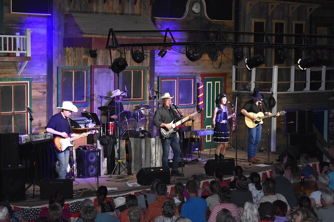 Mount Rushmore and Black Hills Tour with Two Meals and a Music Variety Show - Scenic Drive along South Dakota 87 and Needles Highway