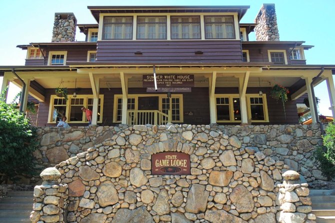 Mount Rushmore and Black Hills Tour with Two Meals and a Music Variety Show - Crazy Horse Memorial: An Ongoing Monument