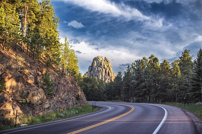 Mount Rushmore Self-Guided Audio Tour Guide - Scenic Views and Trails at Needles Scenic Byway