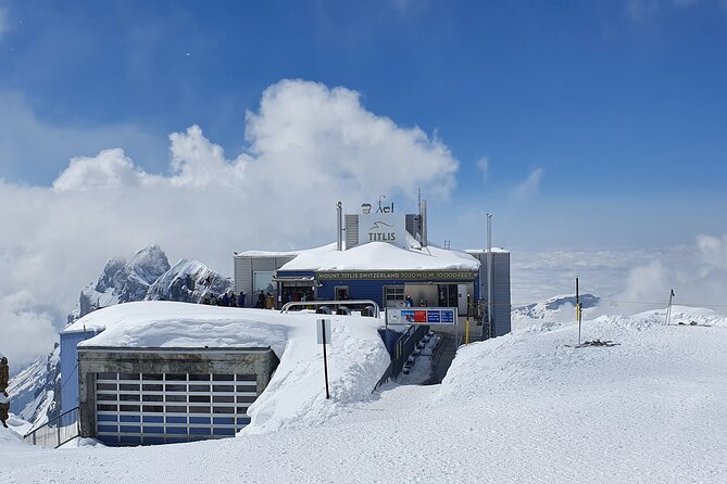 Mount Titlis Train Ticket and Self-Guided Tour from Luzern - Mount Titlis Observation Deck and Dining Options