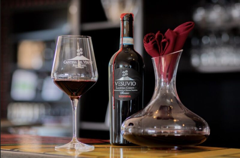 Mount Vesuvius: Vineyard Tour with Wine Tasting and Lunch - Practical Tips and Considerations