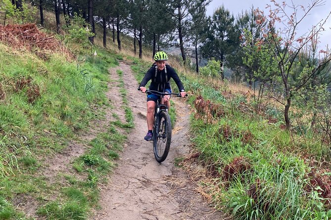 Mountain Bike Small Group Tour in San Sebastian - Navigating the Logistics and Group Size