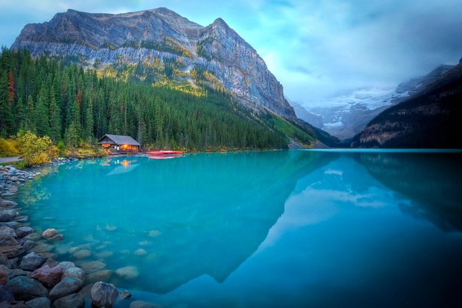 Mountain Lakes and Waterfalls - roundtrip from Calgary - Discover the Stunning Mountain Lakes and Waterfalls of Banff and Yoho