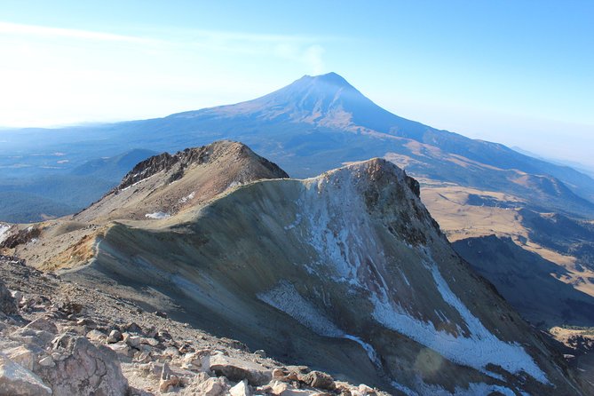 Mountaineering Iztaccihuatl (5220m) - Day 2: The Summit Ascent and Scenic Highlights