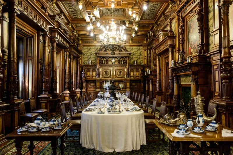 Movie Castle tour from Bucharest: Peles, Bran & Cantacuzino - Key Points