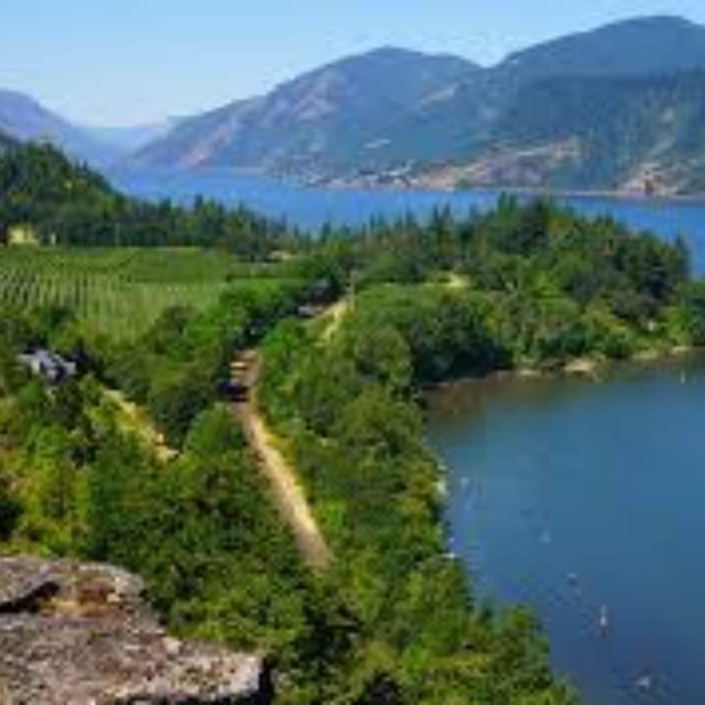 Mt Hood & Columbia River Private tour from Portland - Experience the Scenic Columbia River Gorge and Multnomah Falls